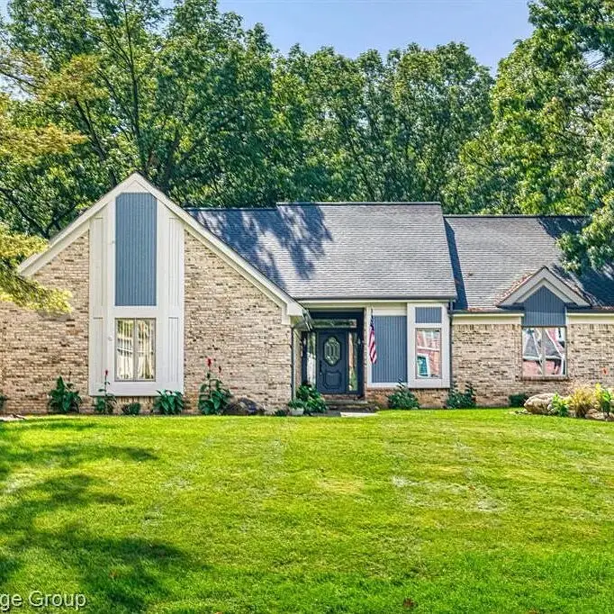 House that will benefit from Home Security Check Services from Four Seasons For Paws